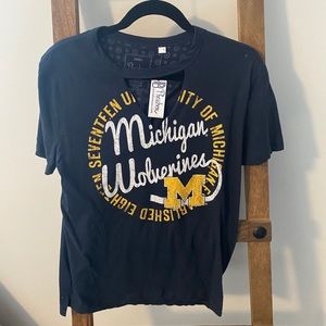 Umich navy blue cut-out tee size small